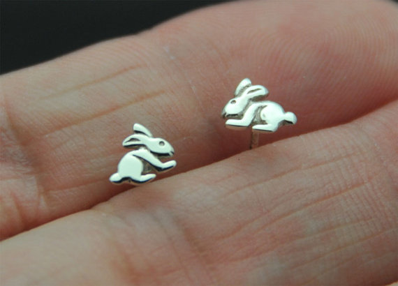 Vente Chaude En Europe Et Amérique Mignon Petit Animal Boucles D'oreilles Mini Lapin Oreille Goujons Blanc Lapin Stud Boucles D'oreilles Couple De Boucles D'oreilles En Gros display picture 4