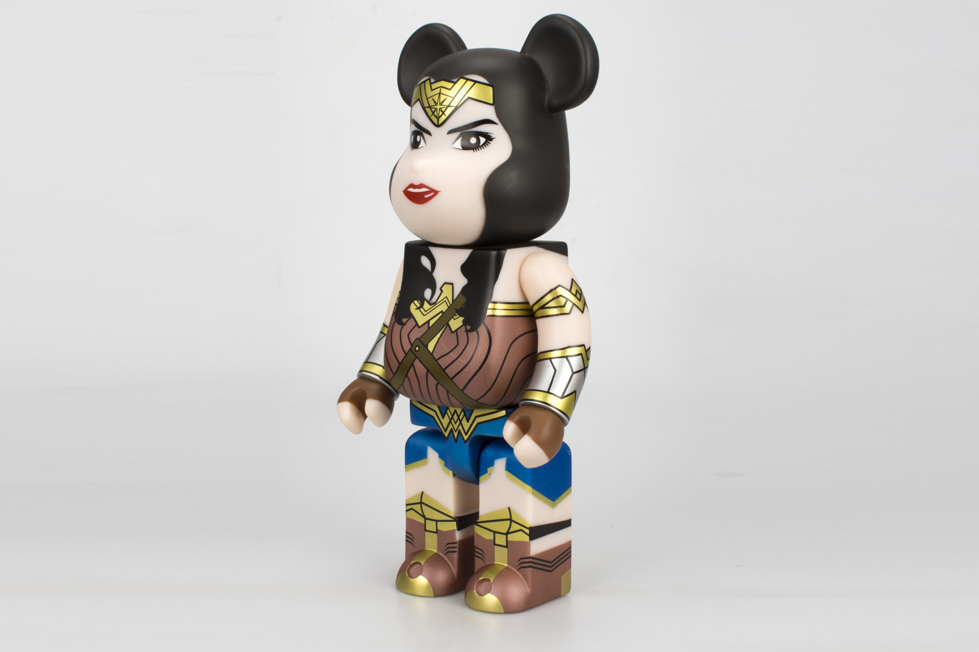 Wonder Woman Figurine