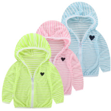 2020 Лето Новый детский воздух -кондиционированная рубашка из дышащей солнцезащитной одежды Мужчины и женщины Многоуровневая полоса