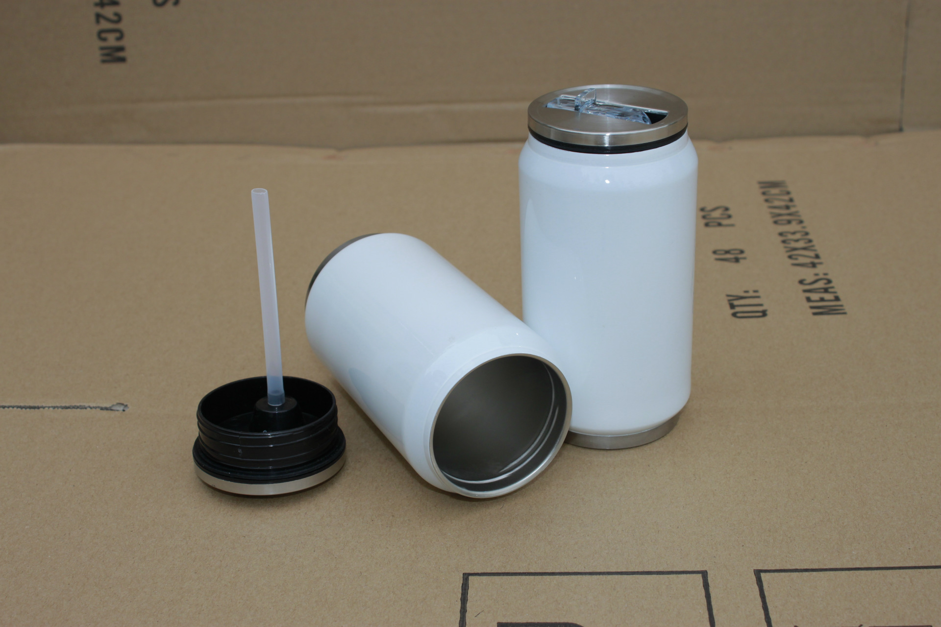 厂家创意可乐罐可印字各种颜色可选可乐罐吸管