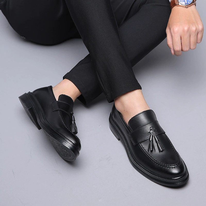 Black breathable classic suit jacket, wedding shoes
