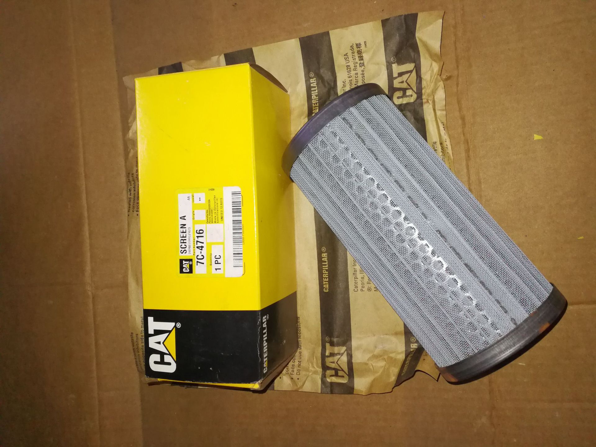 供应卡特彼勒发动机机油过滤网7C4716