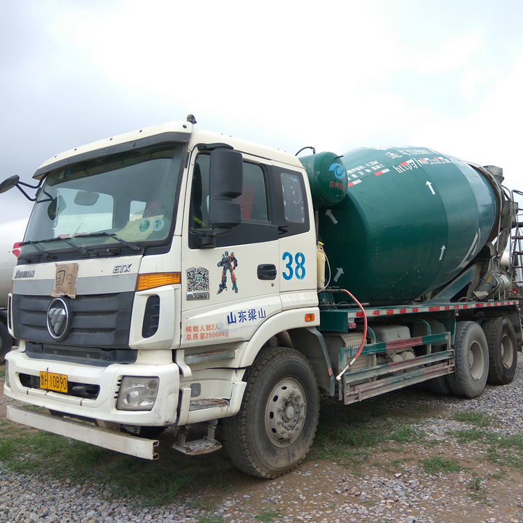 低价出售混泥土商混搅拌车豪沃德龙6方-18方混凝土搅拌车运输罐车