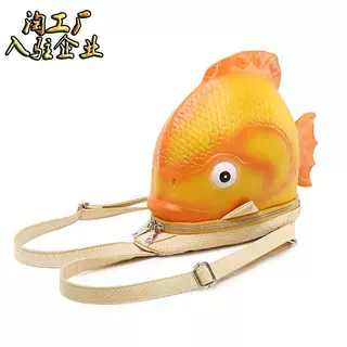 2018新款pu女式双肩包金色萌趣小鱼包卡通迷你女包创意款动物背包