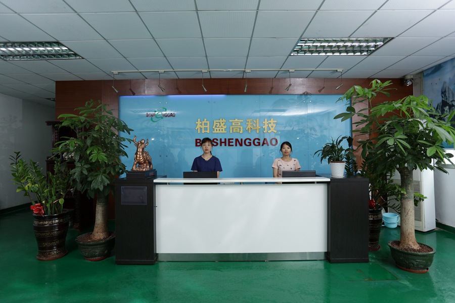 8615214929_1376980555