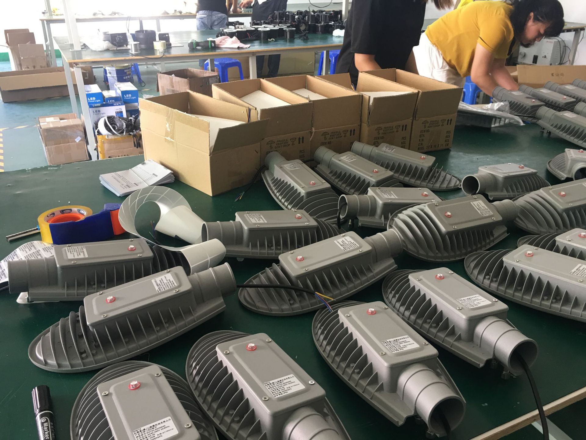 09A1FE82AE85A8B522610394E6BE7C