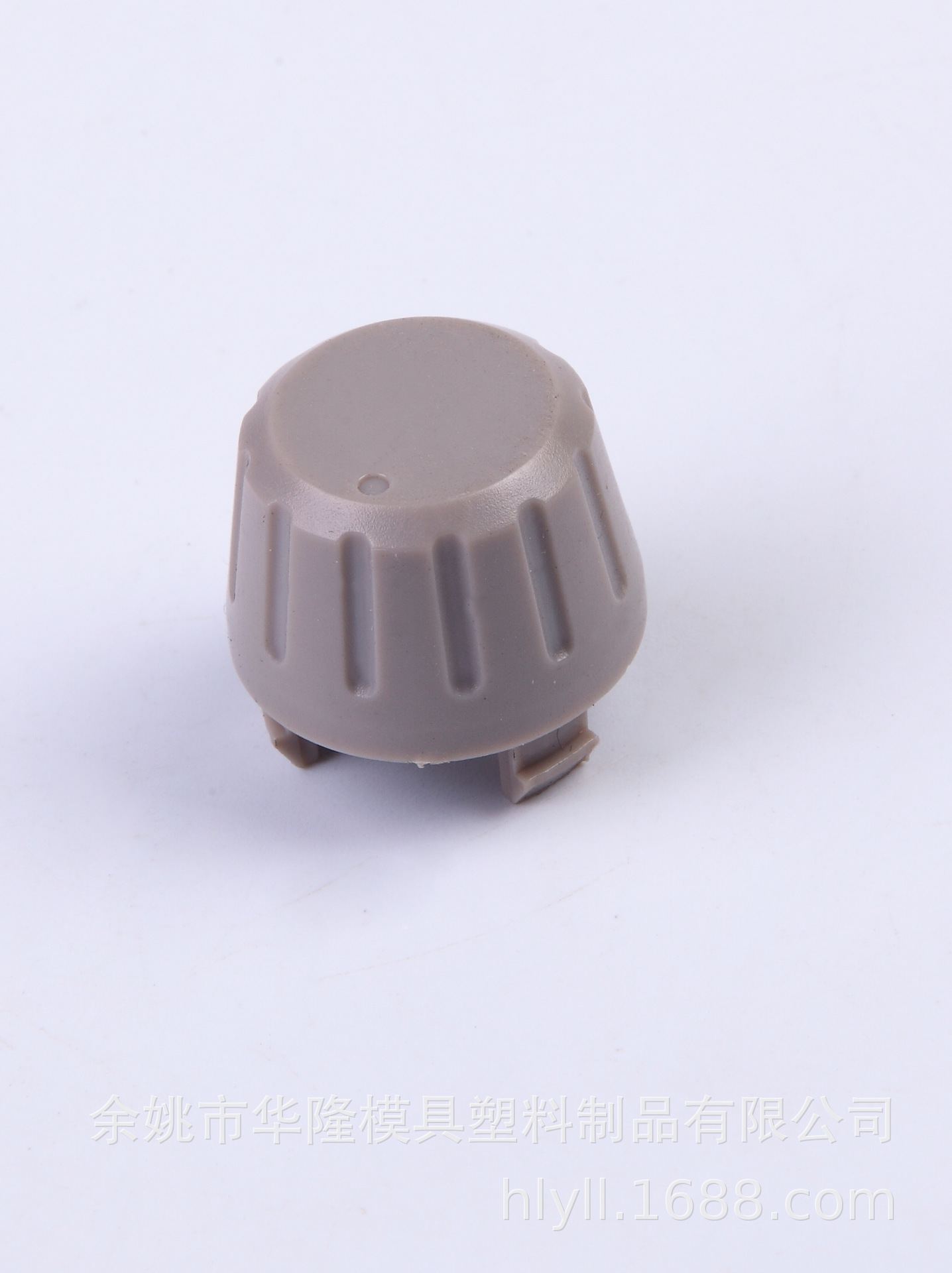 30多年经验的塑料厂 提供并加工模具塑料制品 OEM各种配件外壳