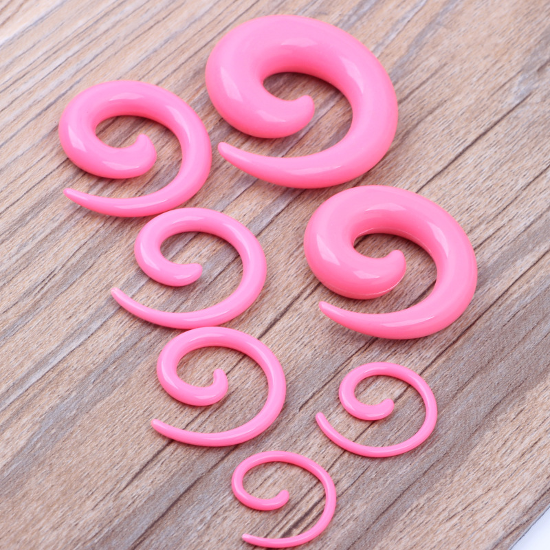 Pointed titanium steel lip stud product view