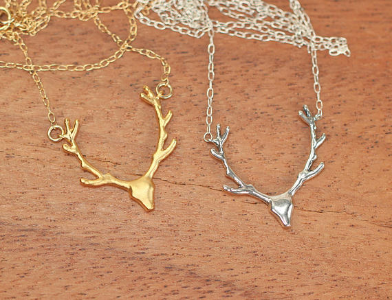 Simple Antler Necklace Christmas Elk Reindeer Pendant Necklace Female Clavicle Chain Fawn Antler Nec