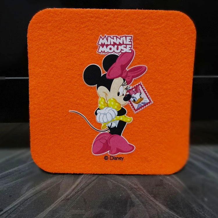 热转印烫画毛毡隔热垫烫画logo杯垫颜色亮丽