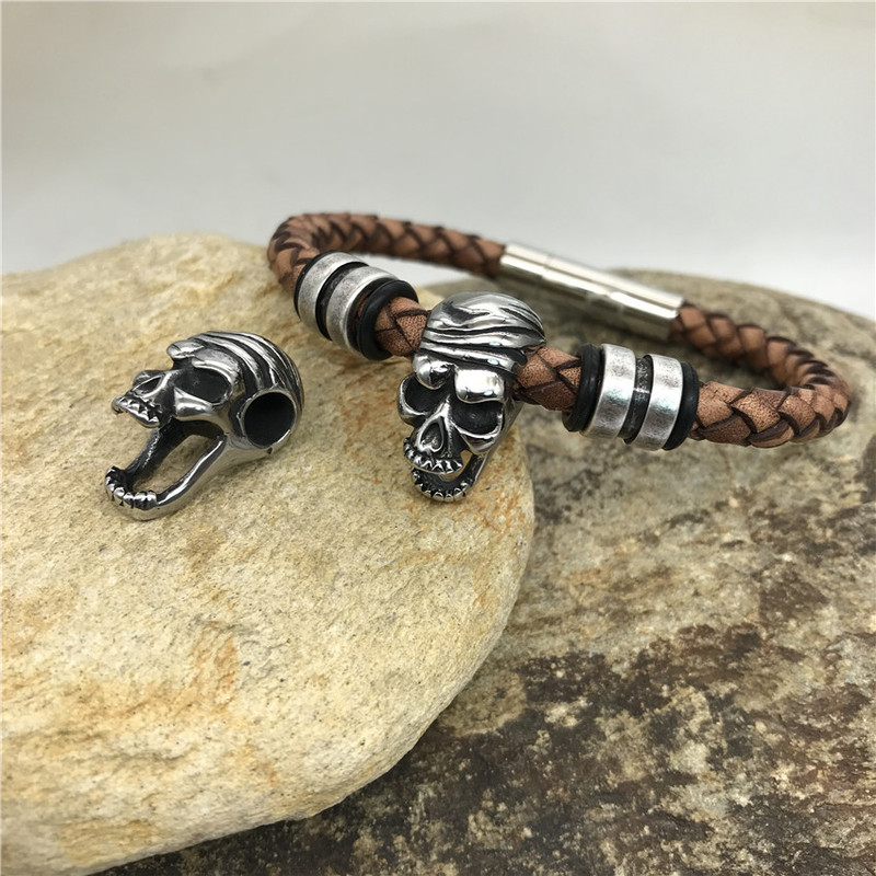 Foreign trade website hot European and American pop punk hand woven beaded skull leather bracelet