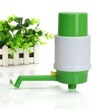 厂家直供 众维中号绿白硬壳泵水器桶装水手动压水器按压式手压泵