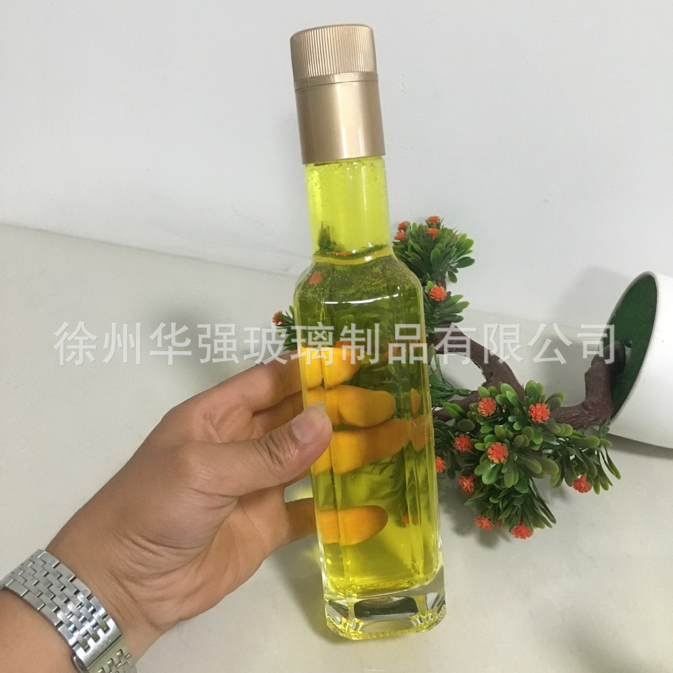 厂家直销高白料白酒瓶500ml透明洋酒瓶耐热保健酒瓶定制创意酒瓶