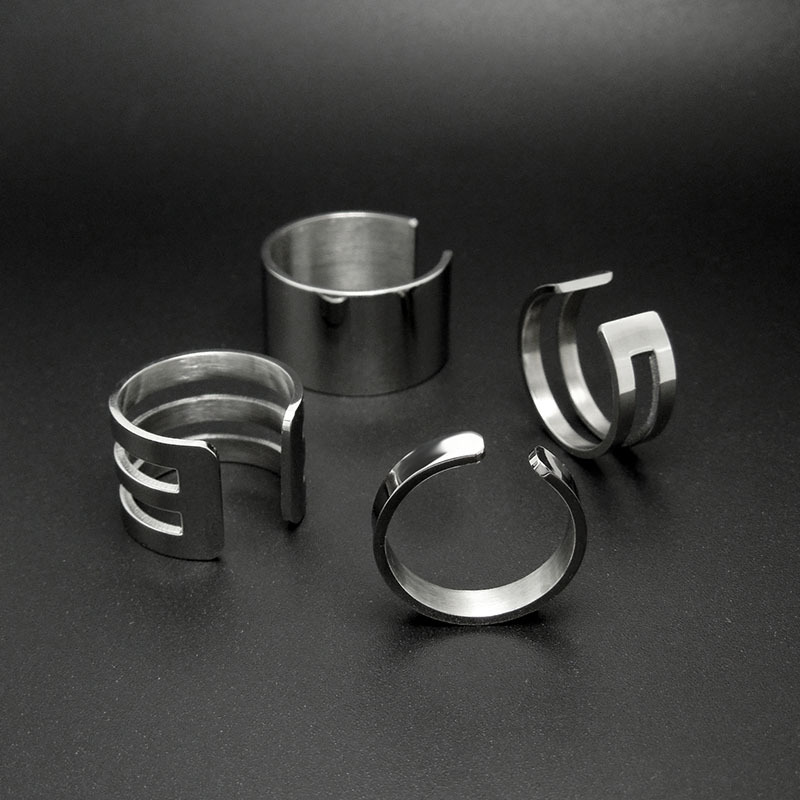 ������Ʒ �����ָ18kõ���ʱ�г�Ů�Ѹֹؽ�β��ָ�� SA612