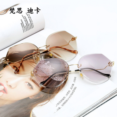 新款女士太阳镜多边形渐变海洋片大框太阳镜无框太阳镜批发6511|ru