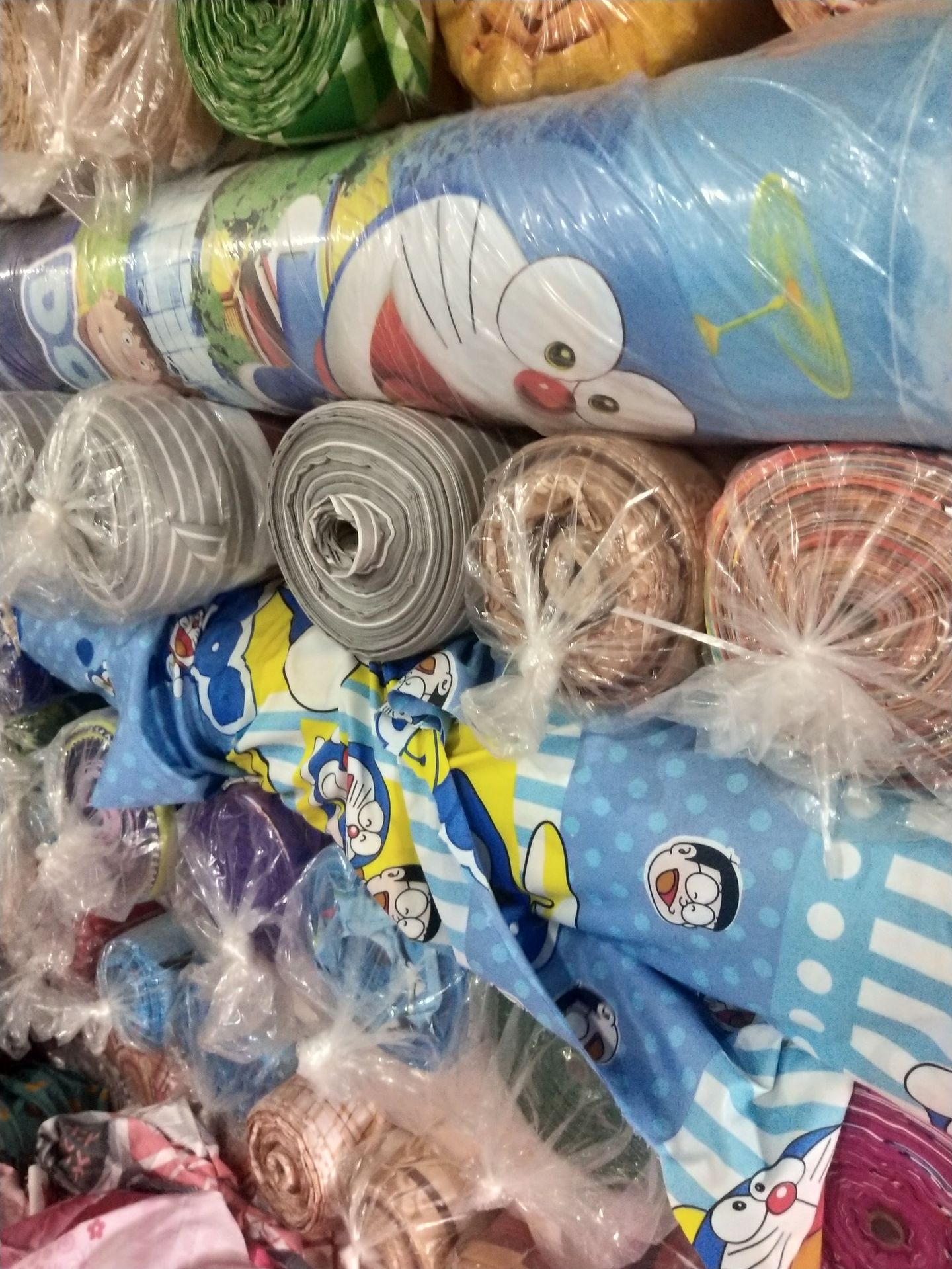 库存布残布次布处理 花草 卡通 格子 小碎花 各式各样多有磨毛布