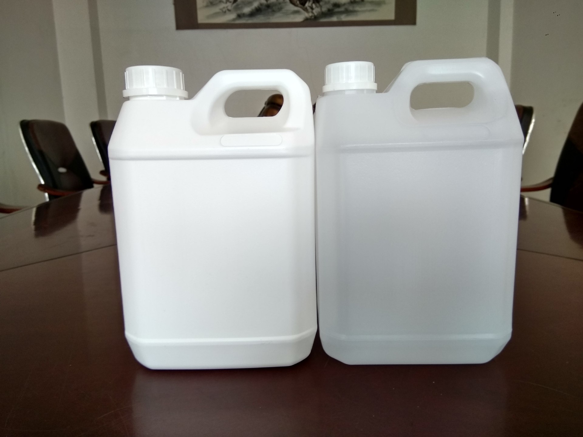 现货直销2.5升化工桶2.5公斤塑料桶2.5L肥料桶 农药包装塑料壶