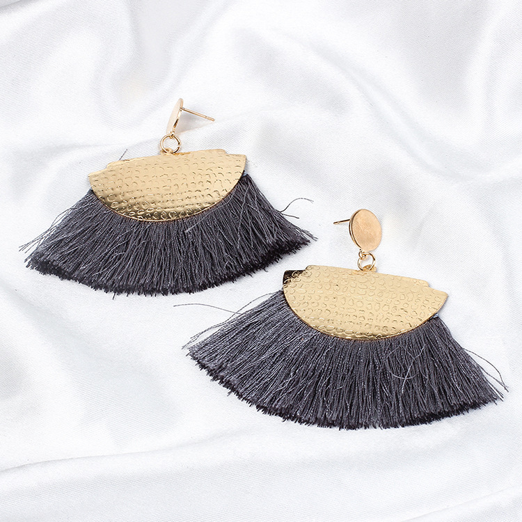 New Ethnic Style  Fashion Bright Color Cotton Tassel Earrings display picture 5