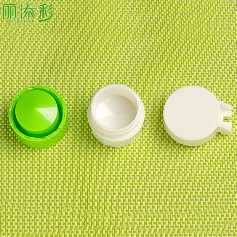 Four‑function pillbox — tablet cutter, grinder and storage, 6.3×3.7 cm, white+green or white+blue