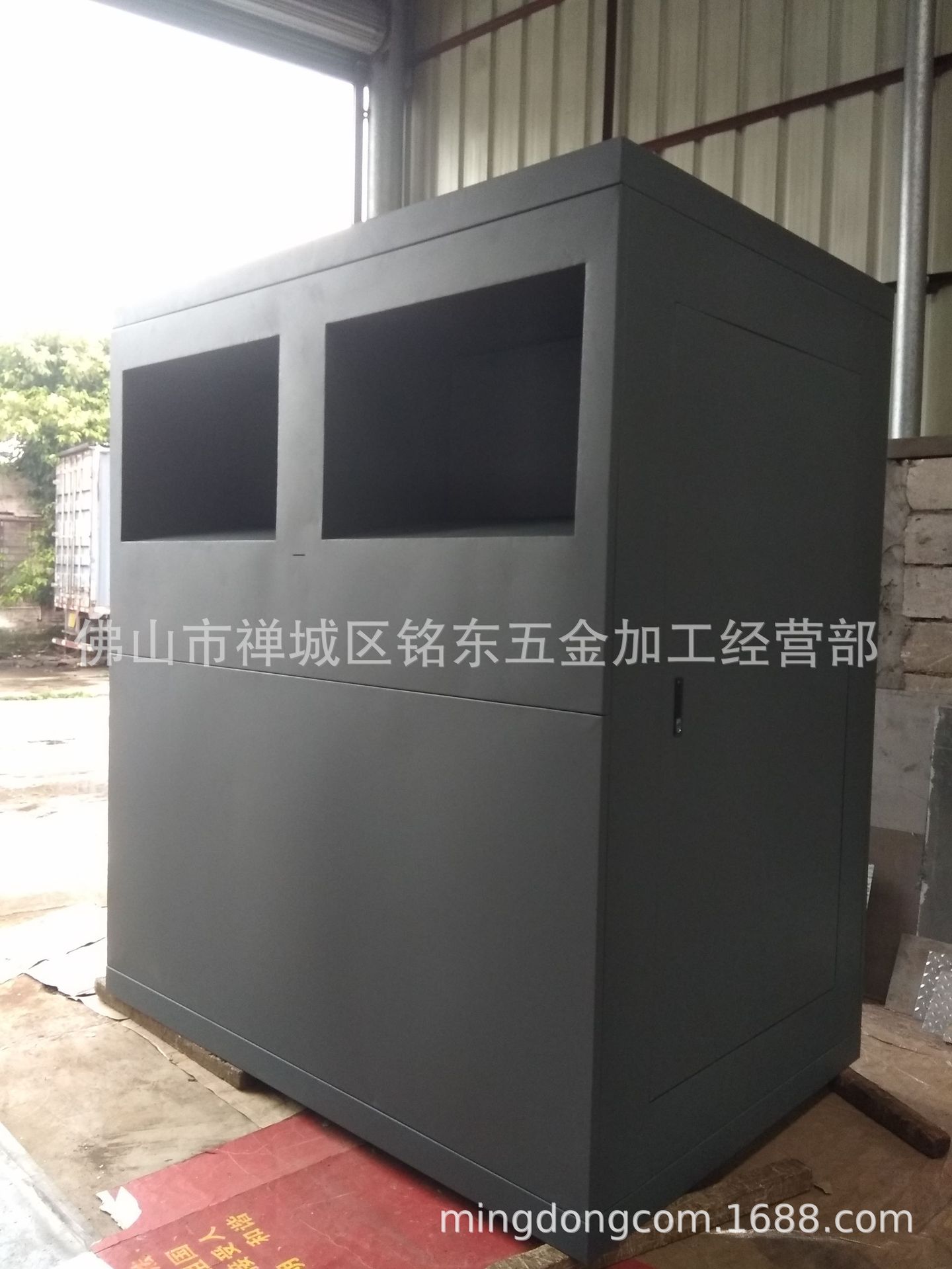 佛山铭东电箱厂 加工定做电箱 配电柜 收集箱 钣金冲孔 百冲孔加