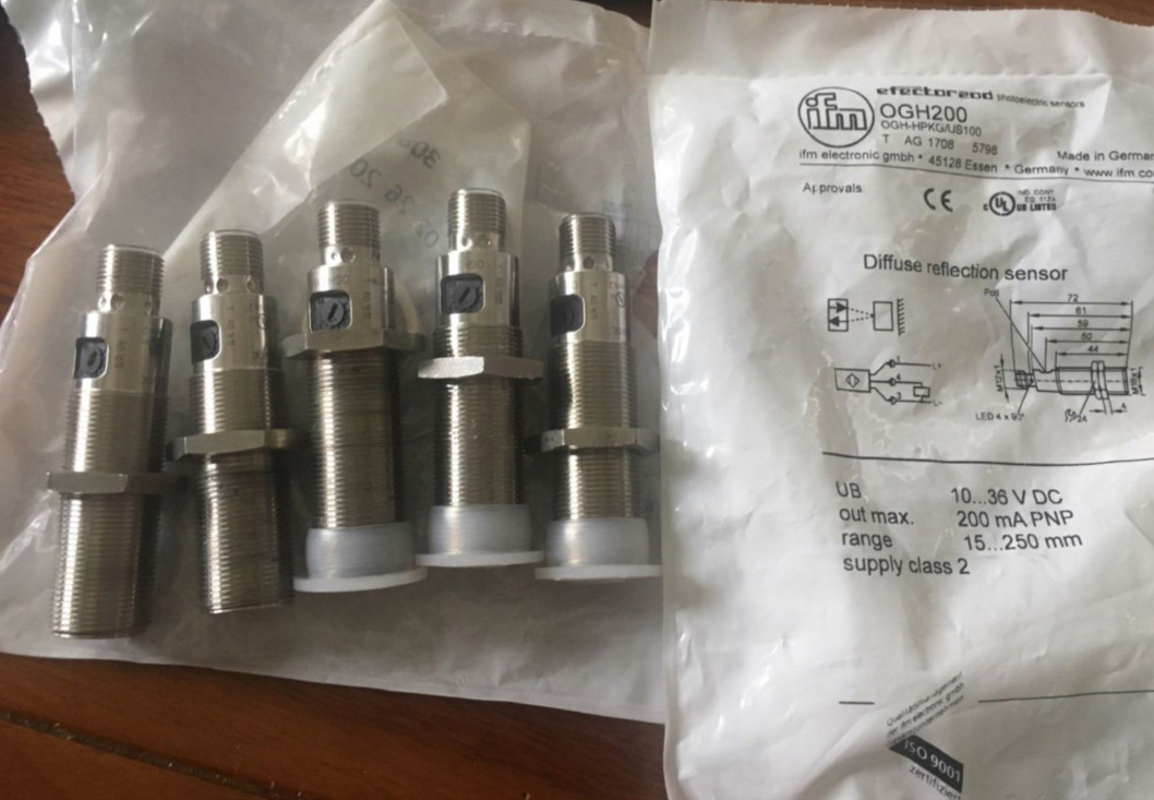 德国易福门ifm全新OGH200 带背景 传感器 OGH-HPKG/US100