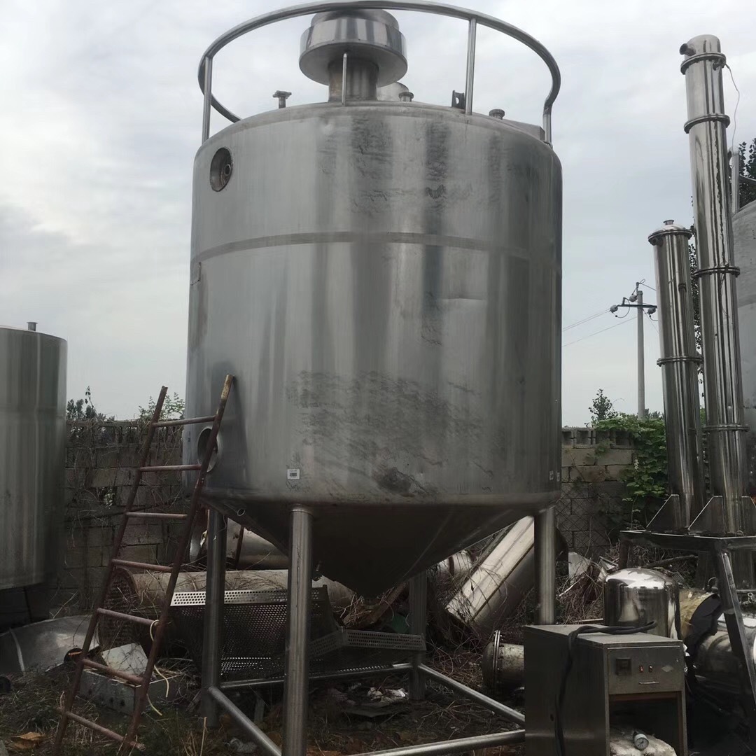 低价出售二手不锈钢储罐二手不锈钢酒罐二手储罐二手5立方保温罐