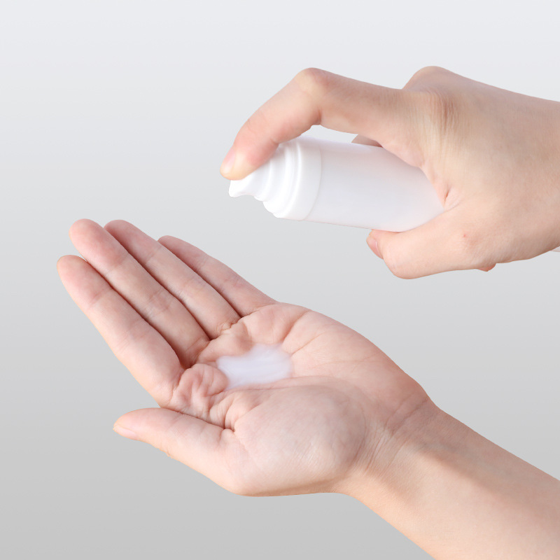 15ml larga hebilla botella de vacío botella de prensa botella de crema cara botella de loción portátil de viaje sub-embalaje botella cosmética