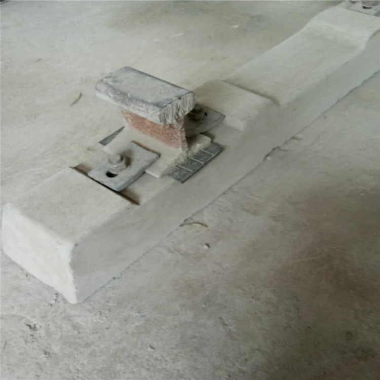 山东远大供应：铁路水泥轨枕 矿用水泥轨枕 900轨距U45-50型轨枕