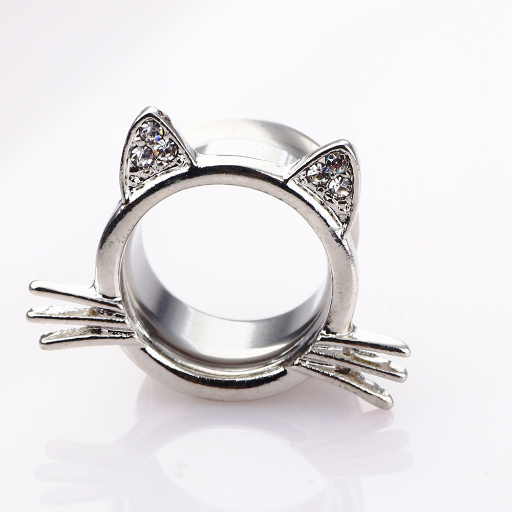Pointed titanium steel lip stud product view