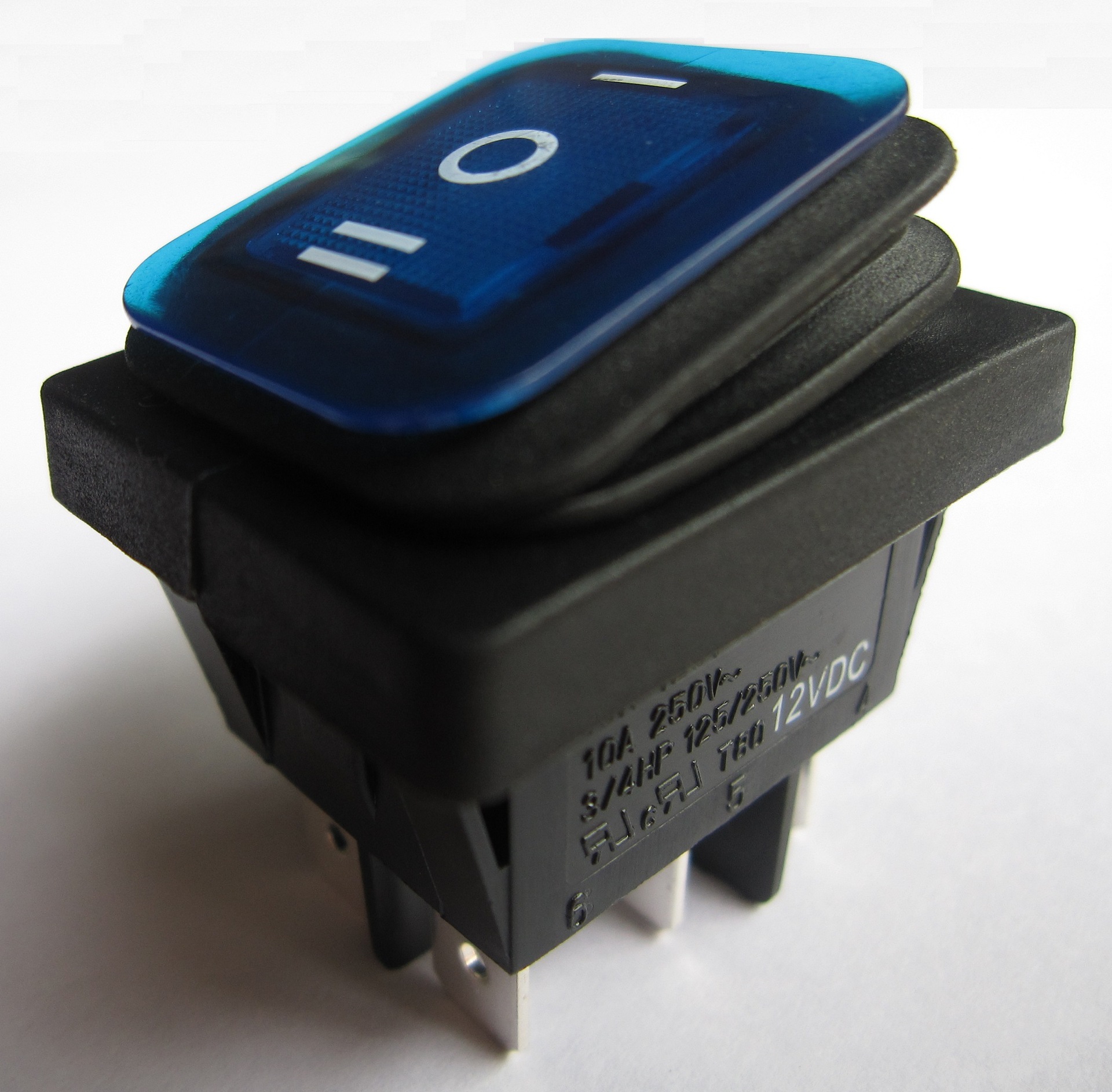 RLEIL带灯防水船型开关RL2(P)-23/N-6-BL/BK-P2-4(12VLED灯)船用