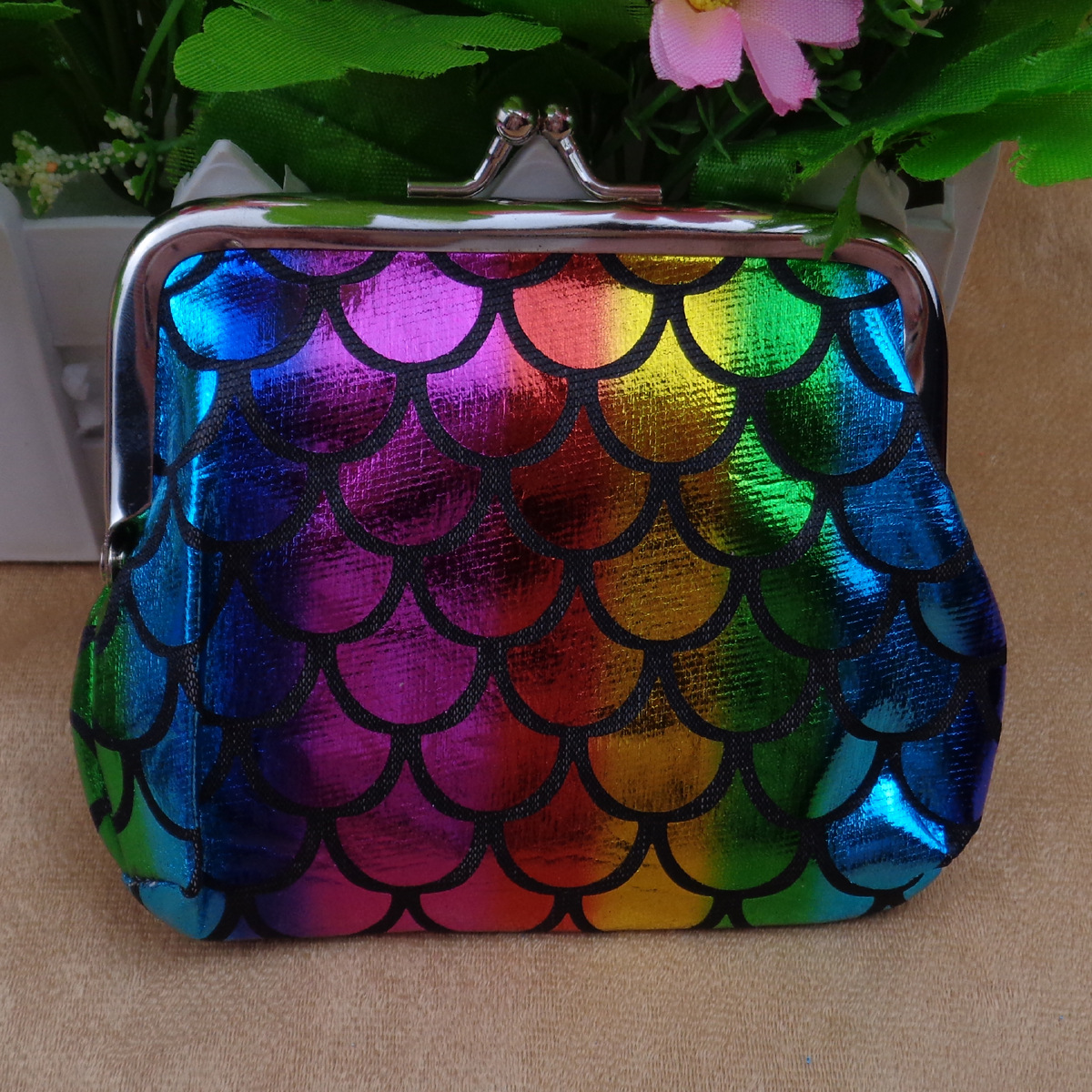 52g Weight Clasp Frame Closure Type Coin Purse Bags Type Casual, Daily Occasion PVC Material Fish Scales Pattern All Seasons Season Women's Gender Casual Style Shell Shape Women's Fish Scales PVC Clasp Frame Coin Purses 14