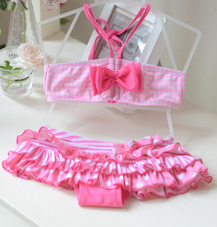 With bow, split