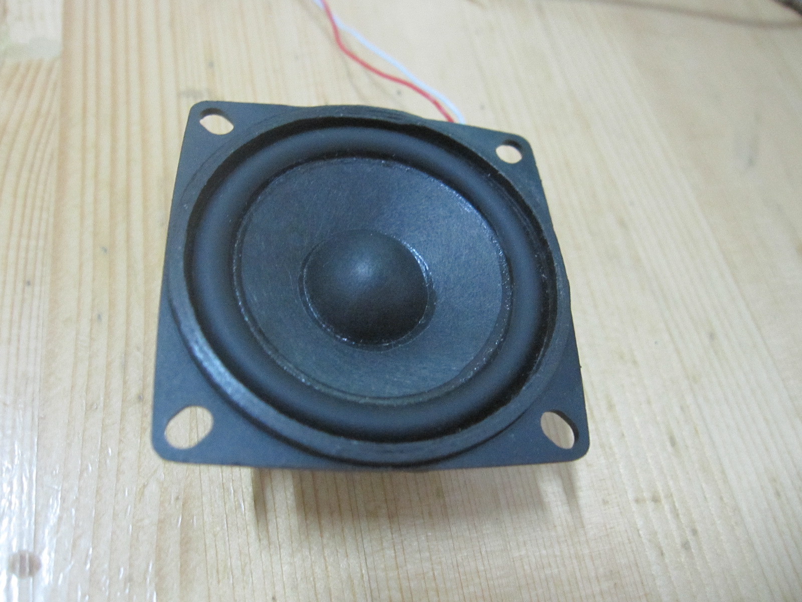 52*52方型塑料支架高保真pu大功率足10W子弹帽高30mm强磁喇叭