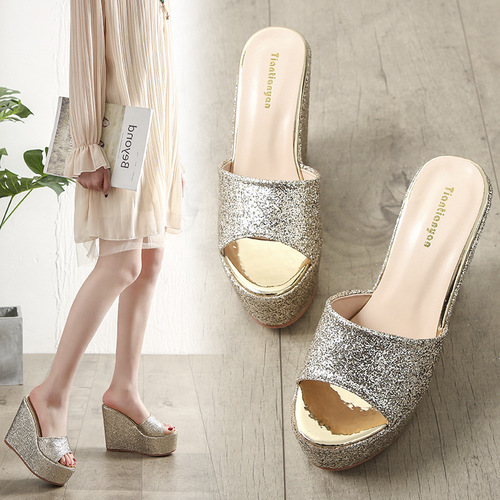  New Sweet Fashion Casual Simple Sequin Fabric Wedge Thick-soled Women's Slippers Platform Women's Sandals 118-31