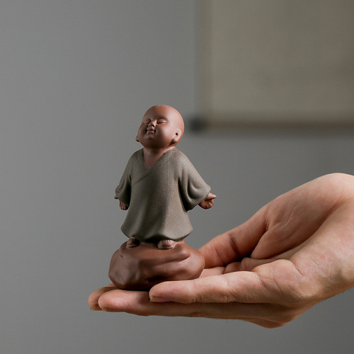 Chinese Zen creative purple sand ceramic monk car decoration ornaments cute little novice tea pet ornaments