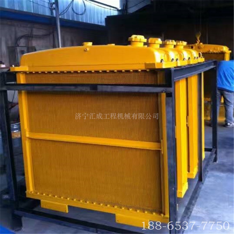 厂家山推 推土机水箱，山推 推土机发动机水箱，SD22推土机水箱