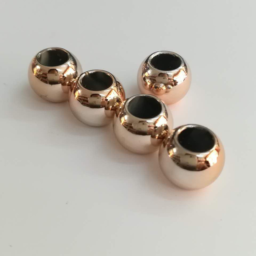 4250937983_1962299702