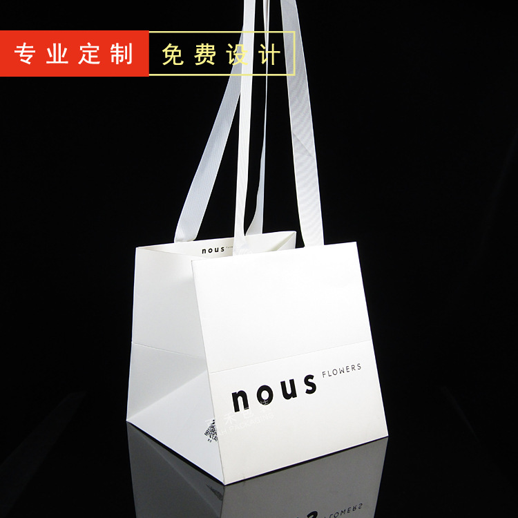 实地工厂供应加工生产白牛皮手提纸袋鲜花植物外卖购物礼品袋定做
