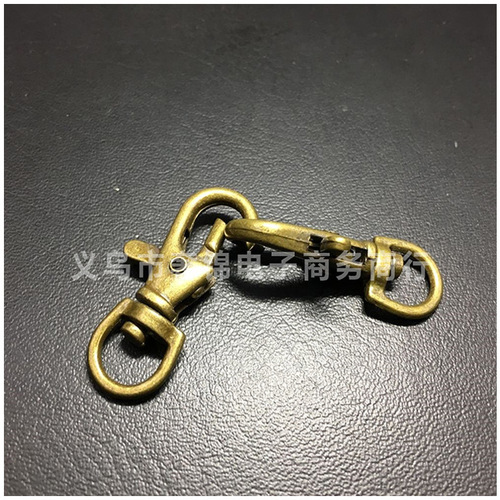 Creative Gift: 38mm Zinc Alloy Dog Clasp, Gold Keychain, Antique Bronze Keychain with Lobster Claw Closure