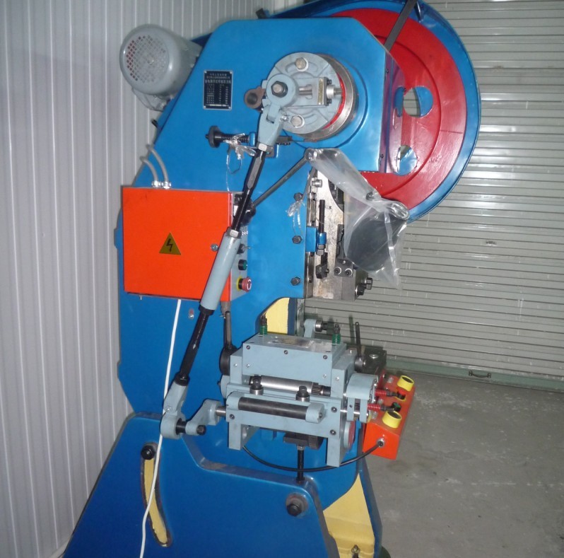 高速滚轮送料器RFS-105 冲床送料器 自动送料器 高速滚轮送料器