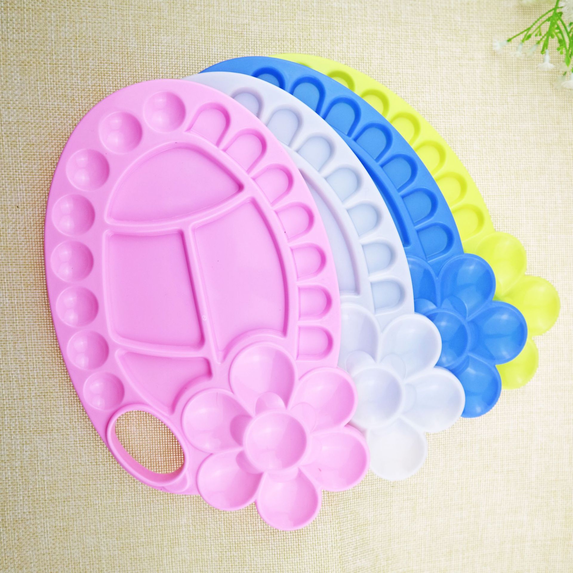 厂家直销 花型多功能调色盘 儿童水彩丙烯手提塑料调色盘 批发|ms