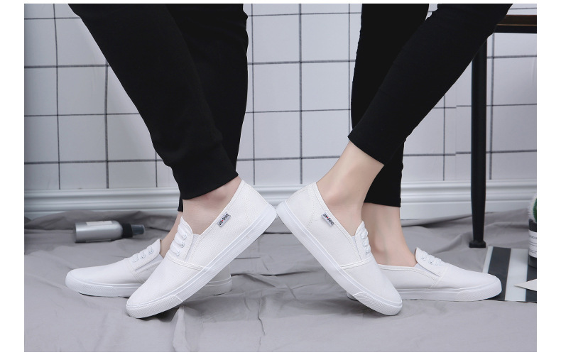 Faulheit im medizinischen Klassenzimmer, weiße Herrenschuhe, strapazierfähiges Leinen, Studentensporttreffen, dreimal vulkanisierter Gummi_voghion.com