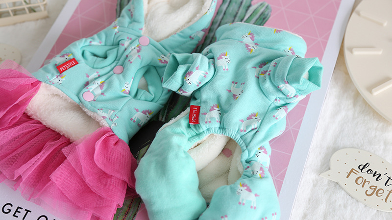 可爱小马服情侣装