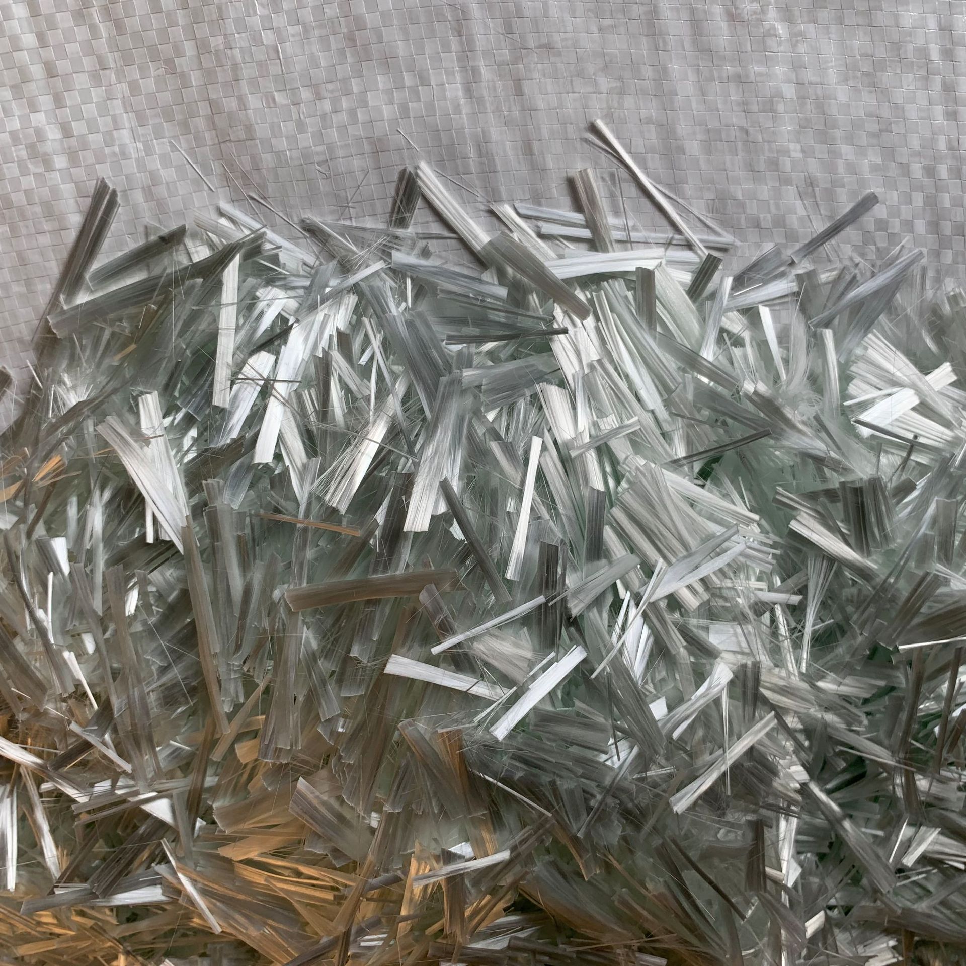 供应BMC增强短切玻璃纤维 摩擦材料玻璃纤维 短切玻璃纤维