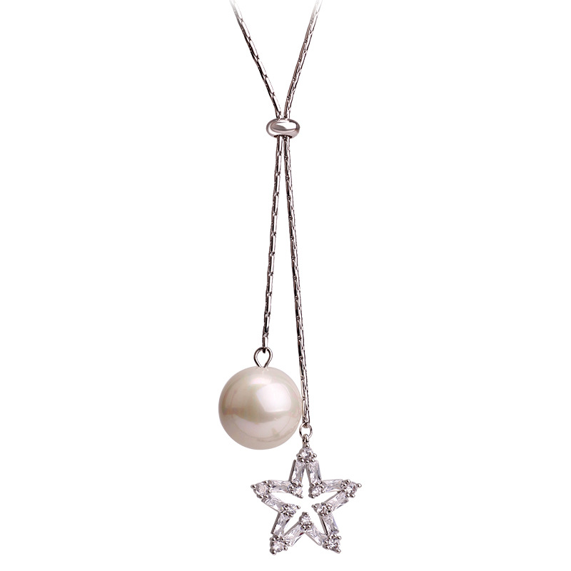 Fashionable elegant pendant