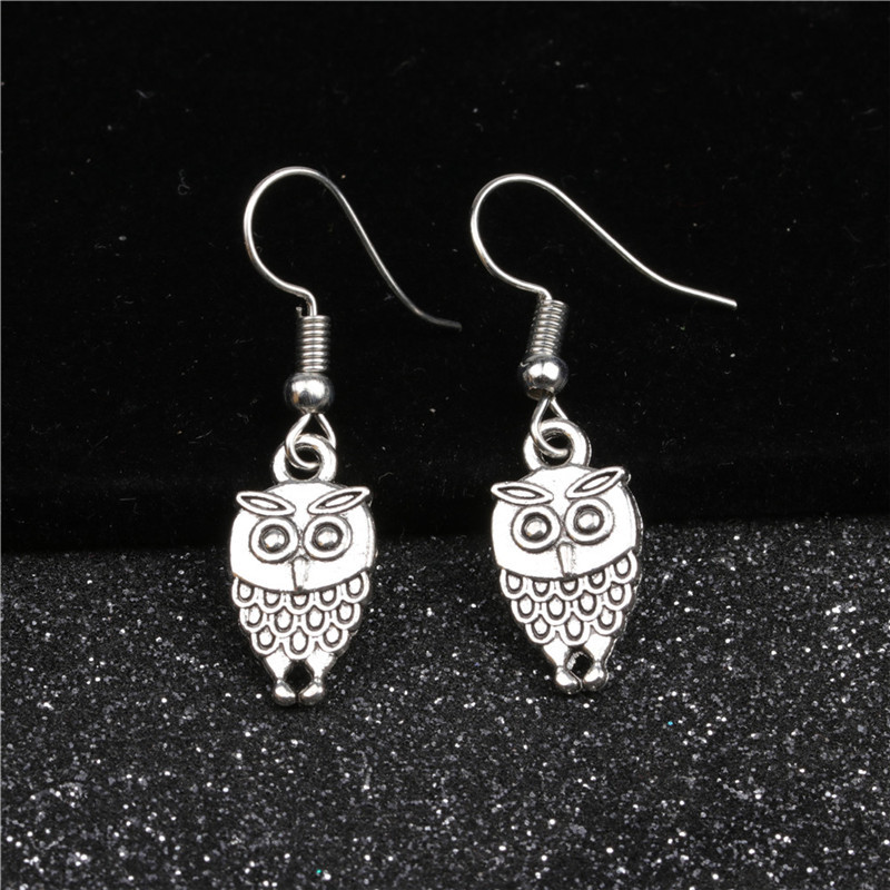 European And American Jewelry European And American High Profile Retro Earrings Halloween Spider Long Earrings Animal Boat Anchor Earrings display picture 12