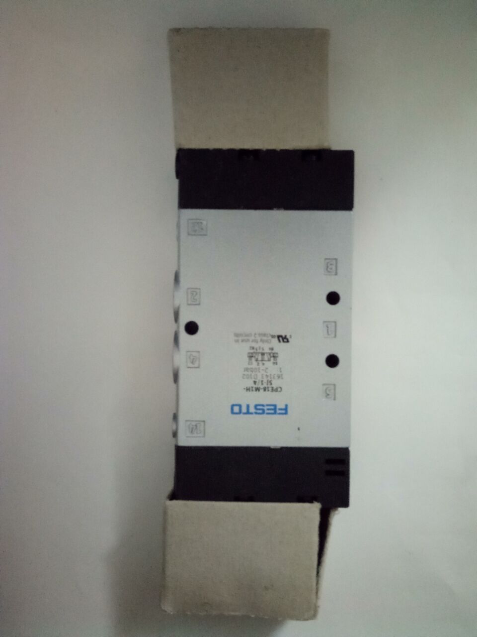 现货销售FESTO CPE24-M1H-5J-3/8 163167 163143  正品