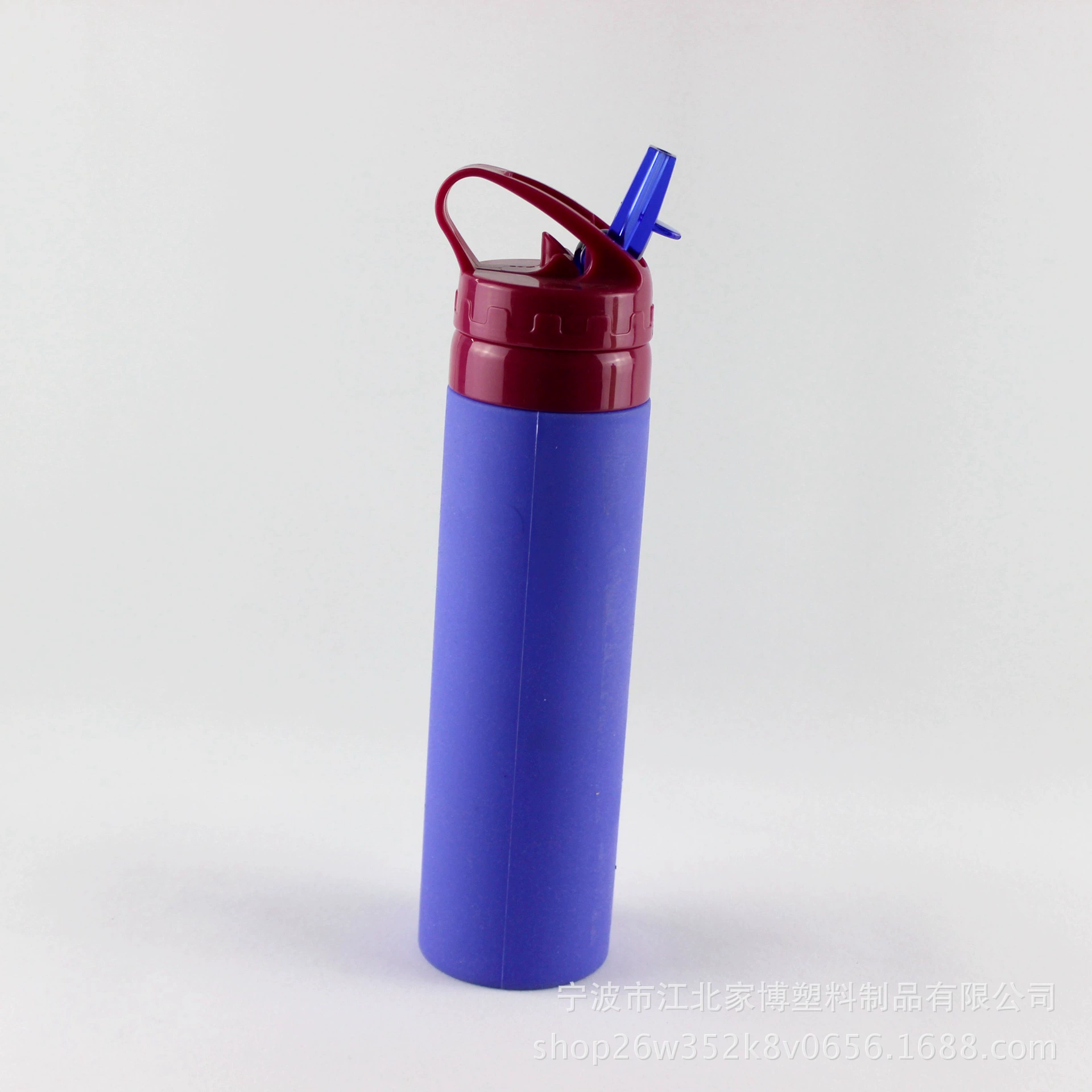 Creative silicone handheld teapot to go out for traveling