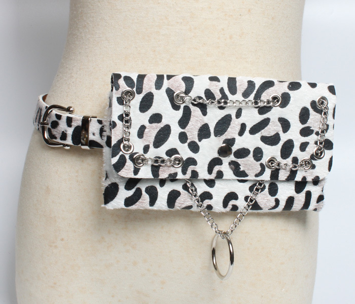 Punk Chain Leopard Print Waist Bag display picture 8