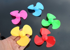 Creative educational remote-controlled car model with multi-specification three-leaf spiral propeller, curved blade diameter 30-90mm